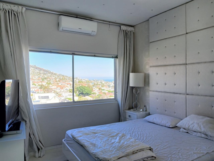 2 Bedroom Property for Sale in Sea Point Western Cape